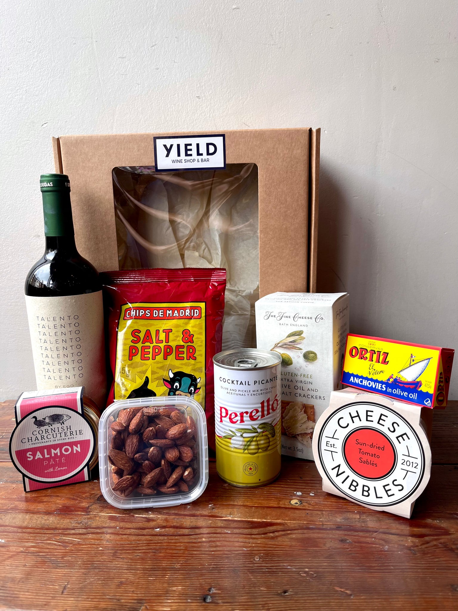 Big Nite In Hamper